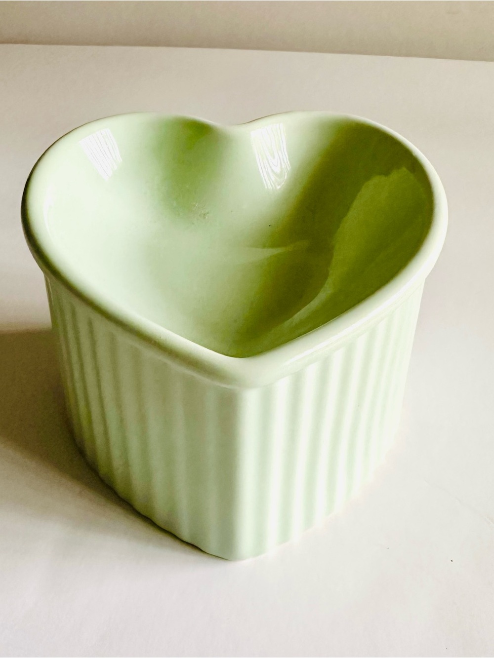 Heart-Shaped Ceramic Pet Bowl in Mint green.